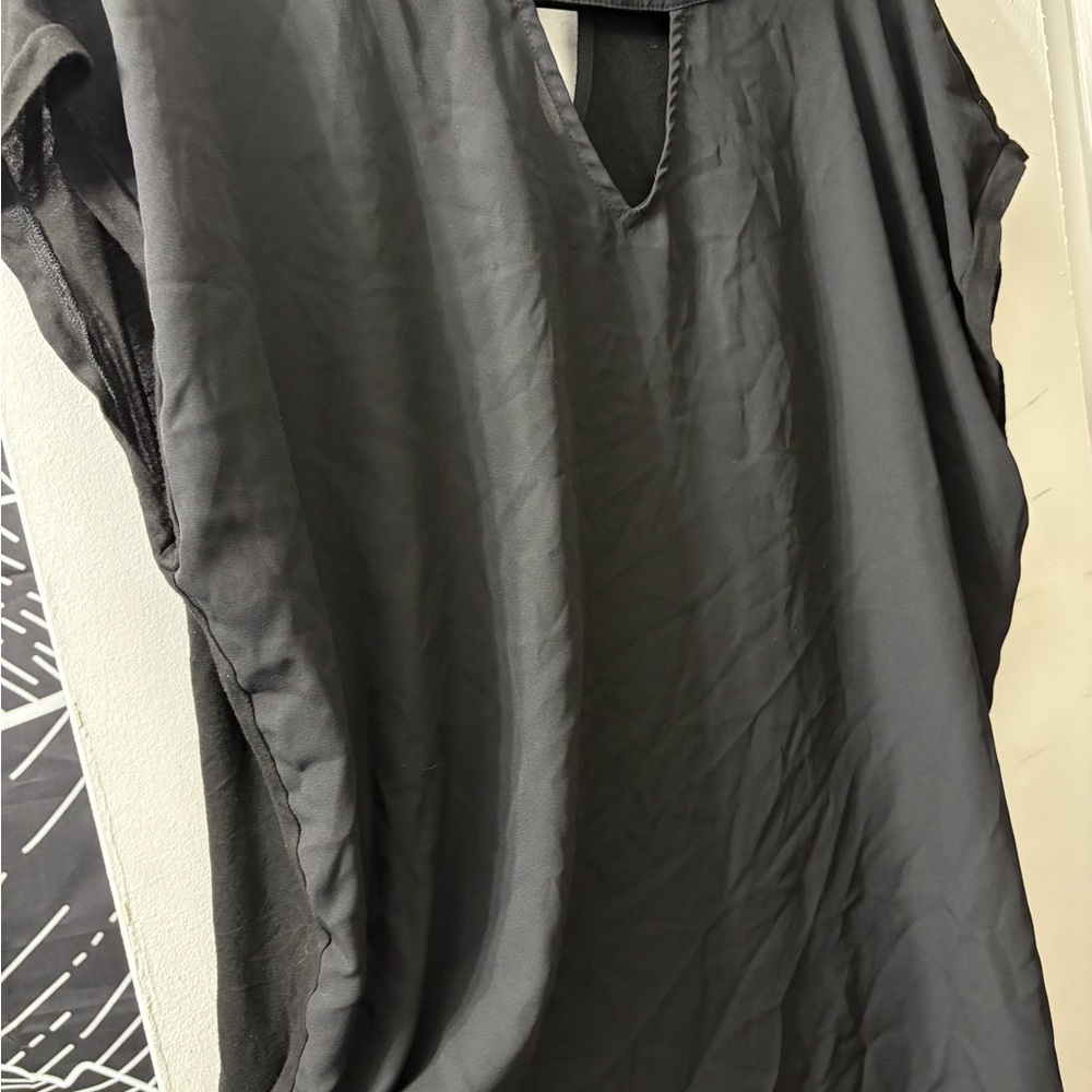 Cute Blouse Bundle - Picture 11 of 16